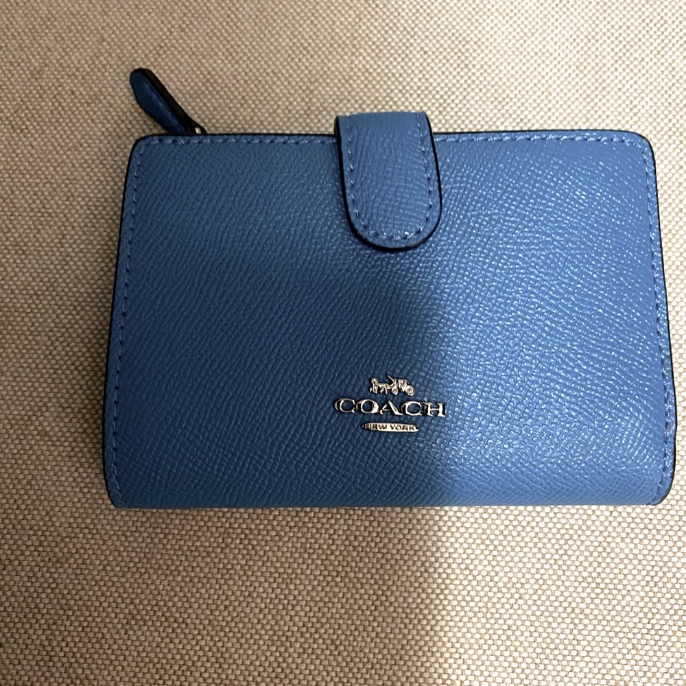 Coach Medium Blue Leather Wallet
